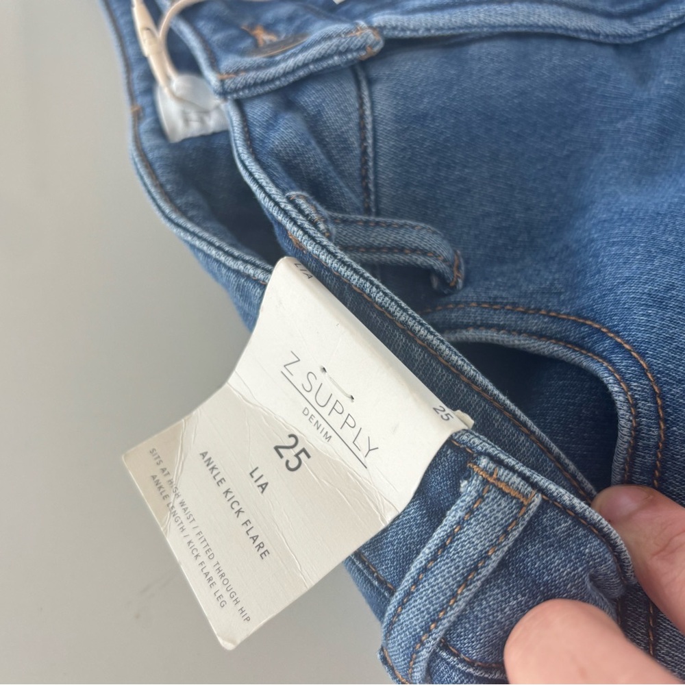 NWT Z Supply Ankle Kick Flare Denim Jeans 25 - Picture 8 of 8